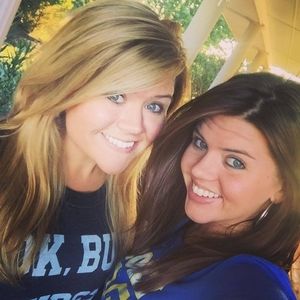 Meet your Posher, Abby